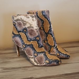 Like new Express Booties